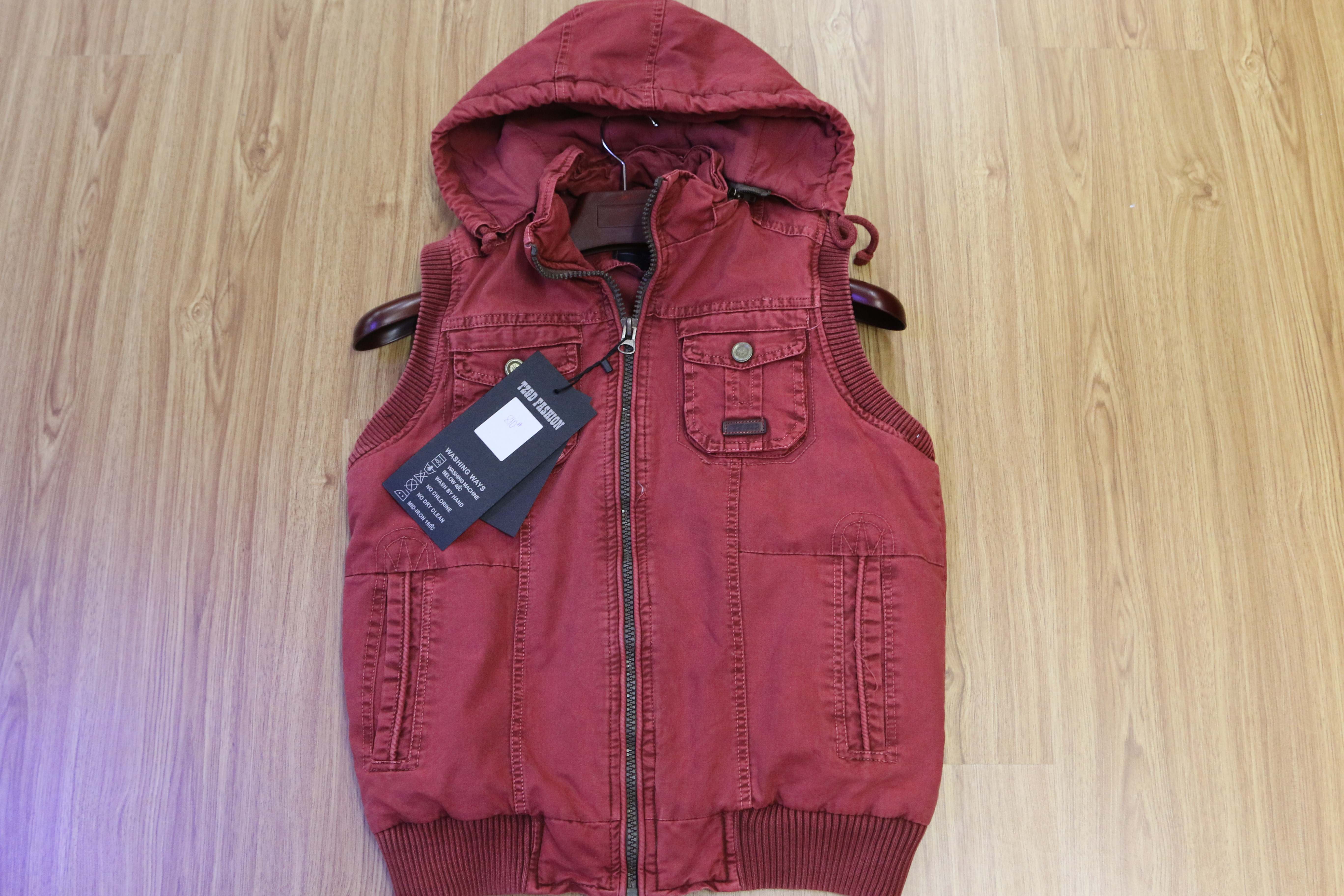 man vest 810